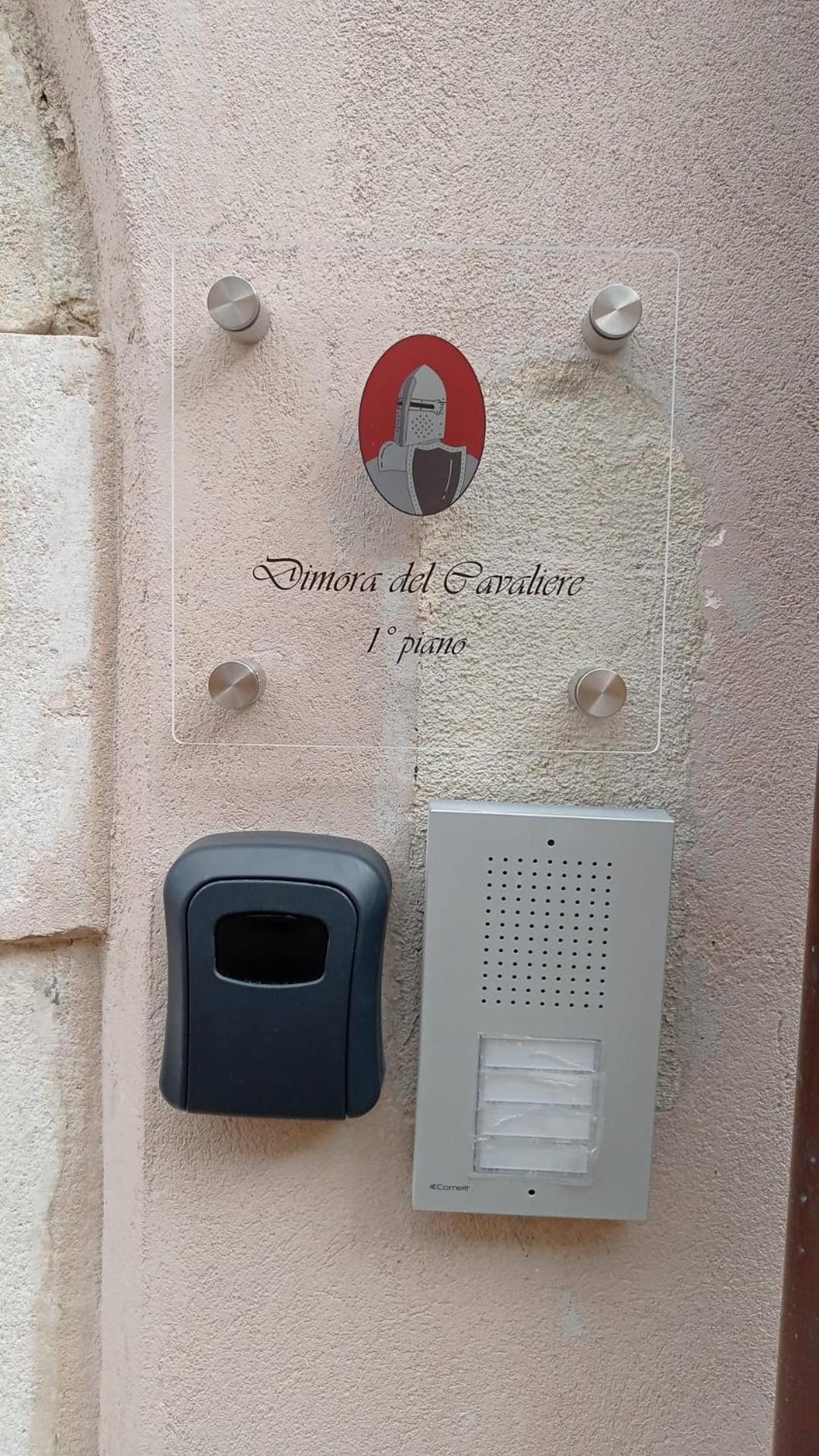 Apartamento Dimora Del Cavaliere LʼAquila Exterior foto